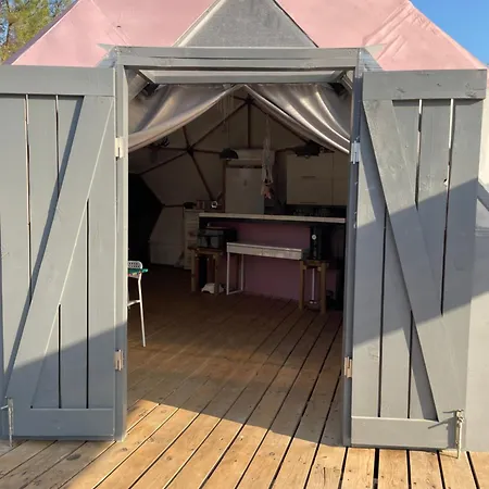 4 Camp&restaurant - Adult Only *